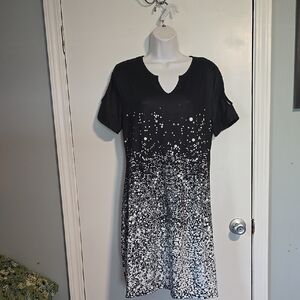Black And White Short Sleeve Dress Size L